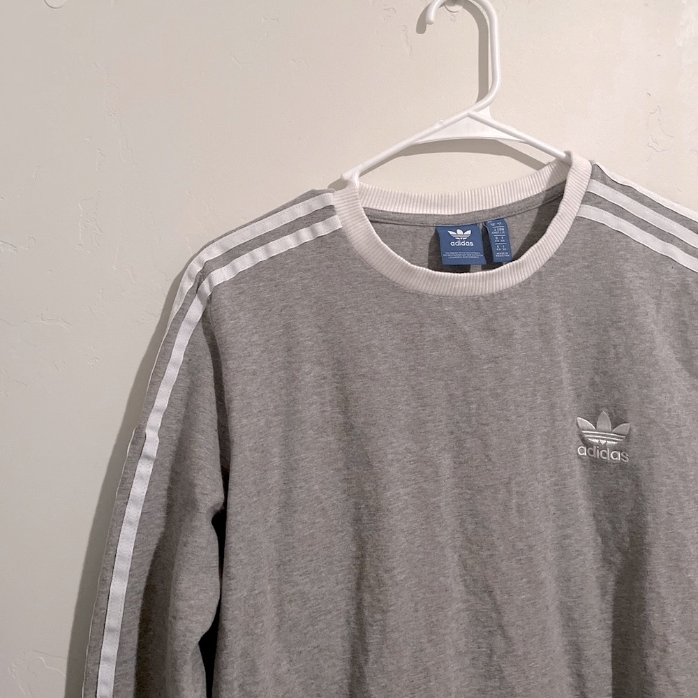 ✨WORN ONCE ADIDAS LONGSLEEVE✨